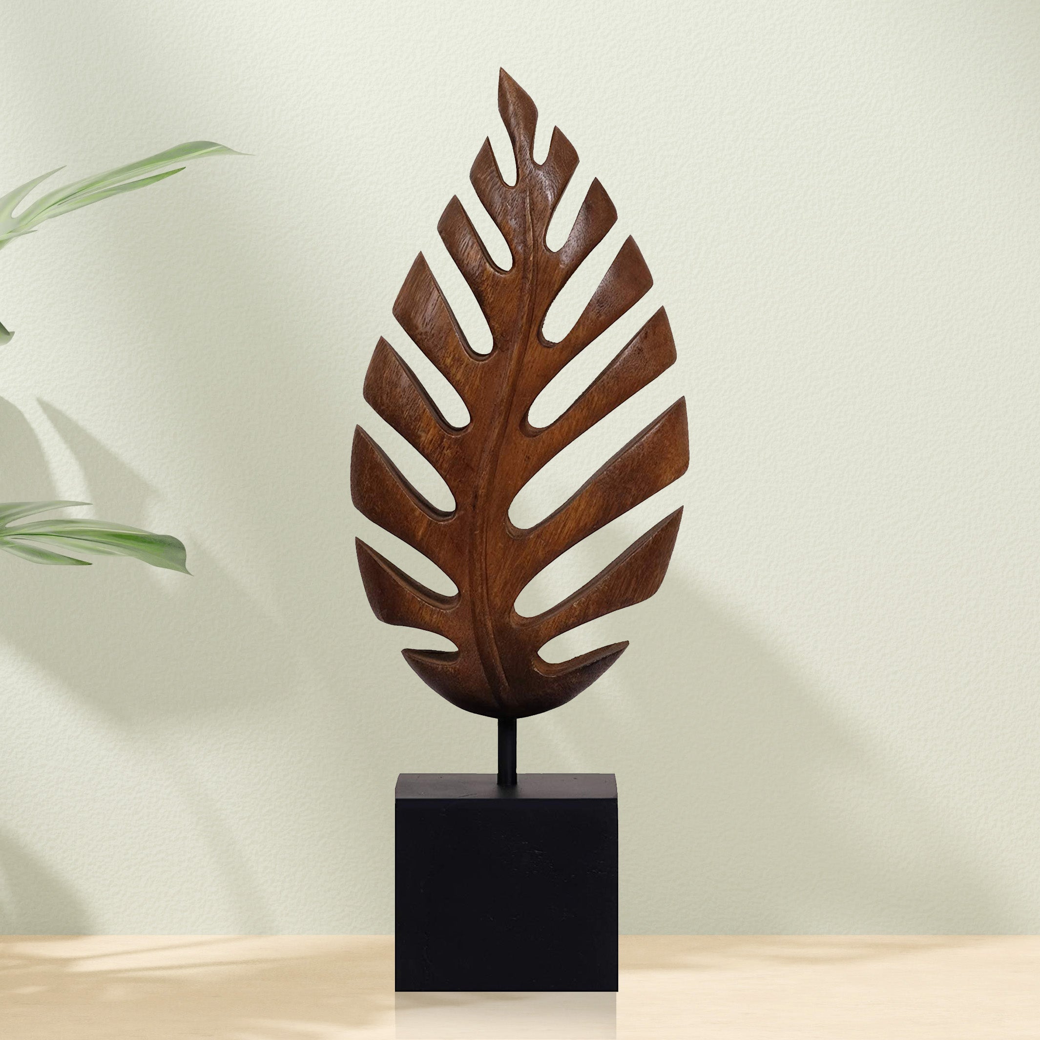 Madilyn Leaf – Hand-Carved Wooden Sculpture, Artistic Home Décor, Gift for Mom
