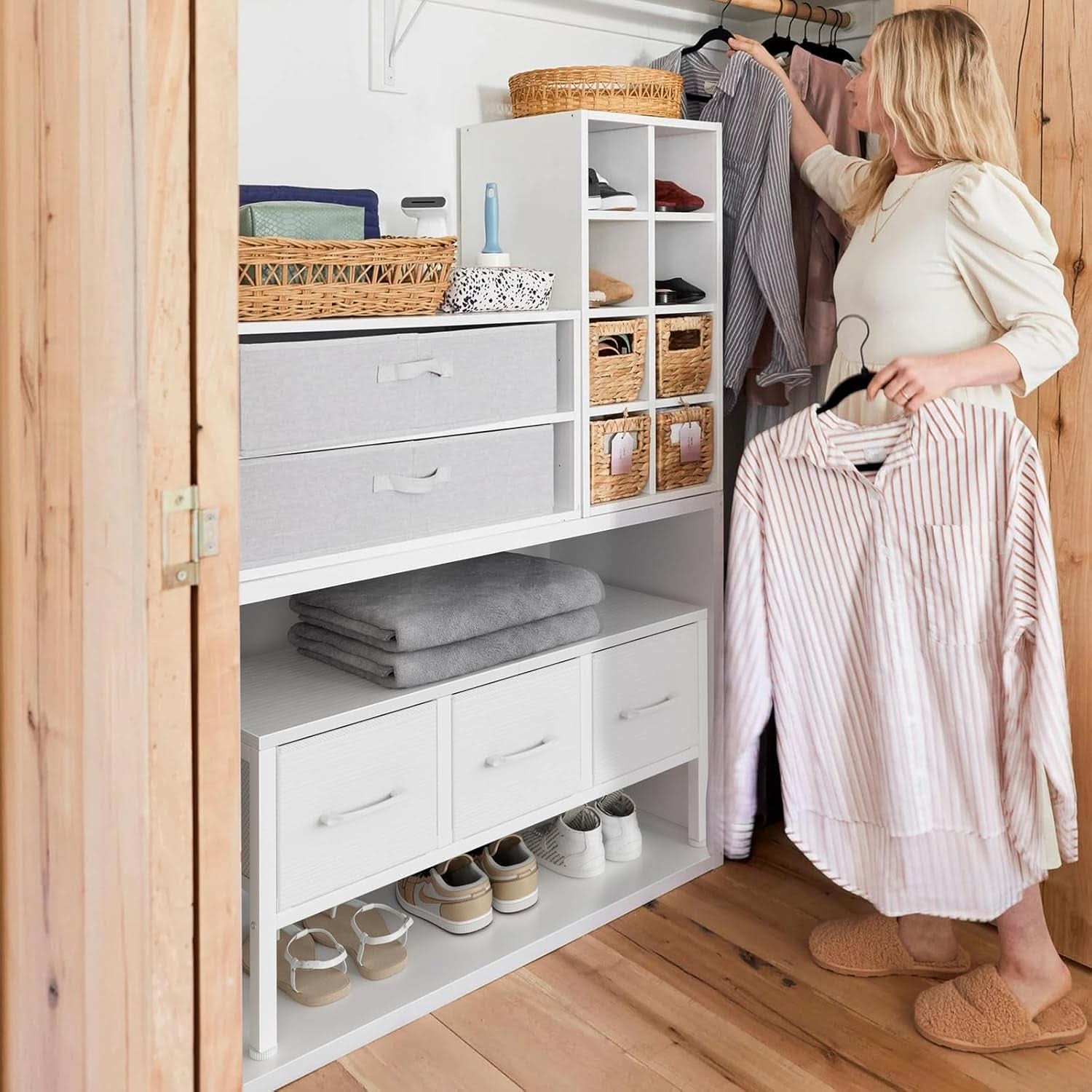 White Closet Storage Organizer With Fabric Drawers