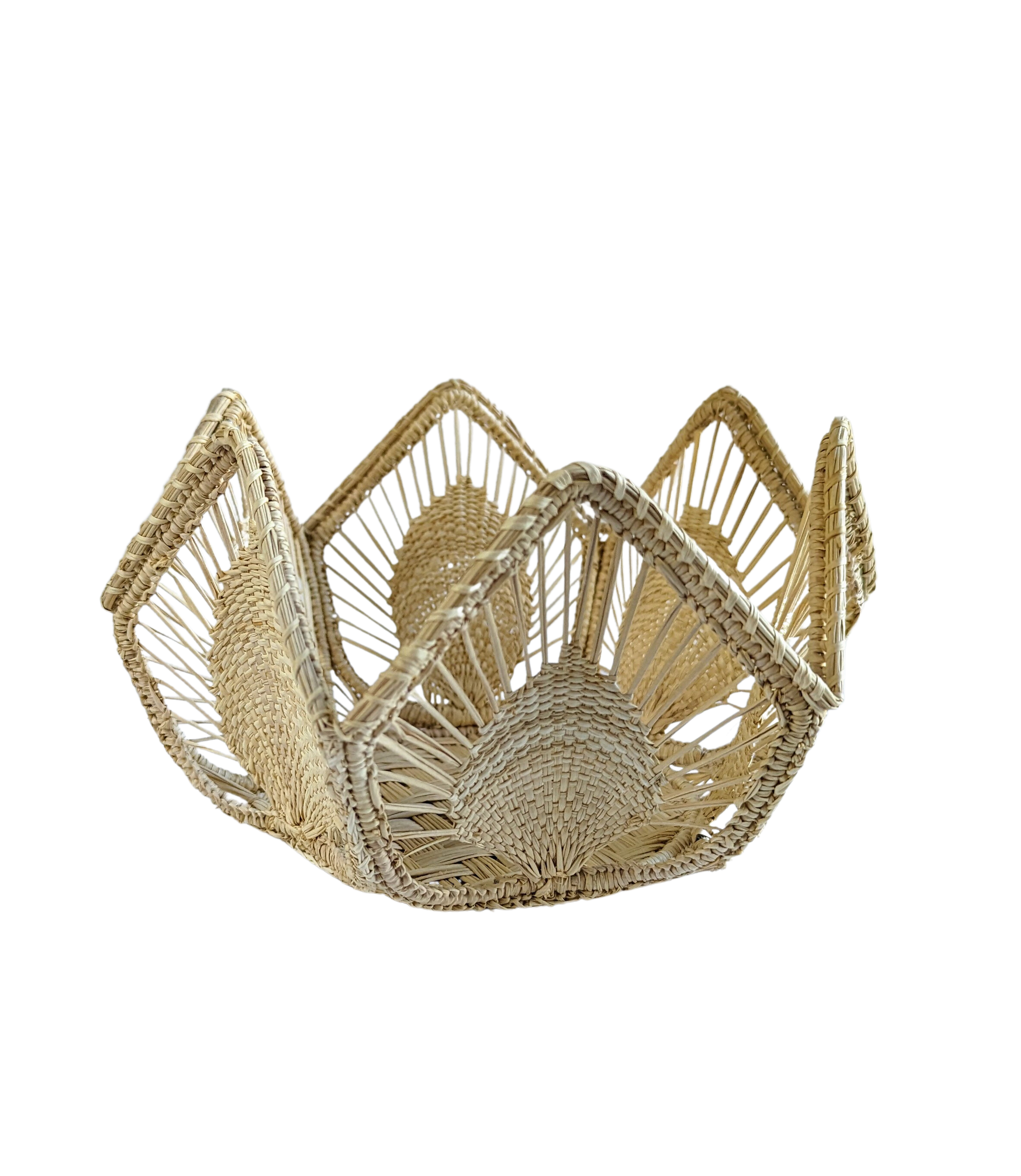 Petals Medium Handwoven Iraca Basket