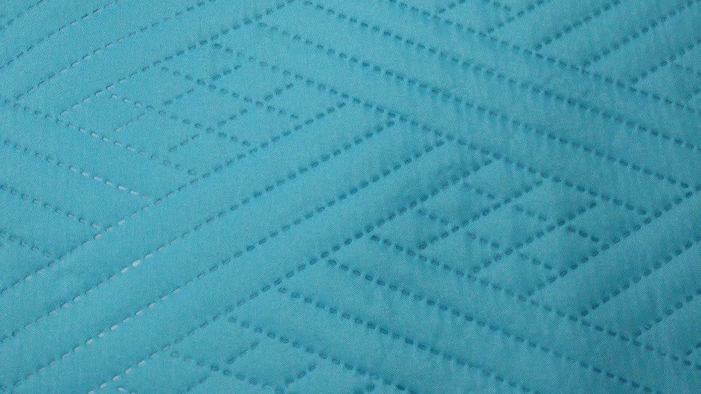 DaDa Bedding Gentle Wave Turquoise Teal Blue Lagoon Lightweight Quilted Bedspread Set (LH3000)