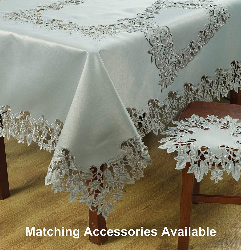 Round Linen Placemat Doilies - Set of 4