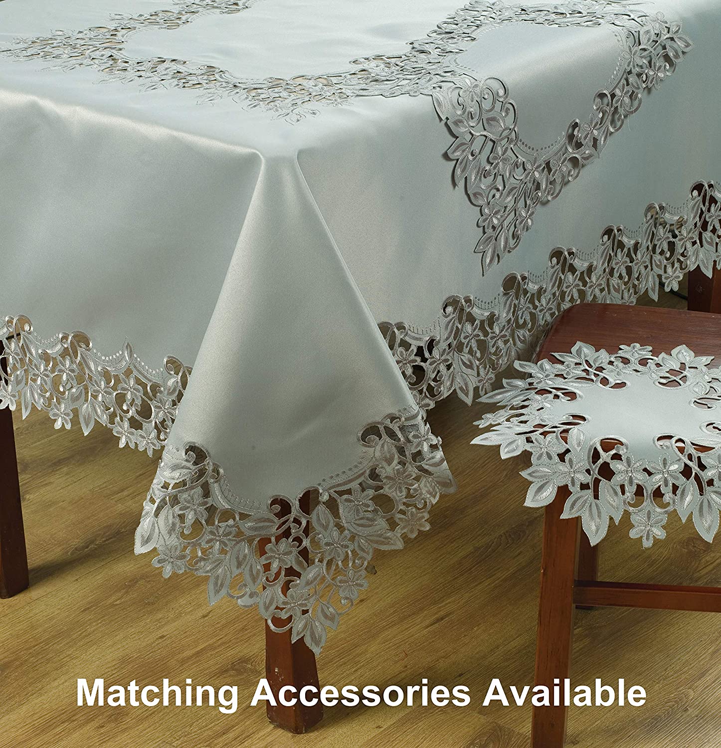 Round Linen Placemat Doilies - Set of 4
