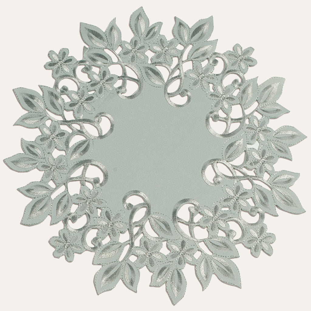 Round Linen Placemat Doilies - Set of 4