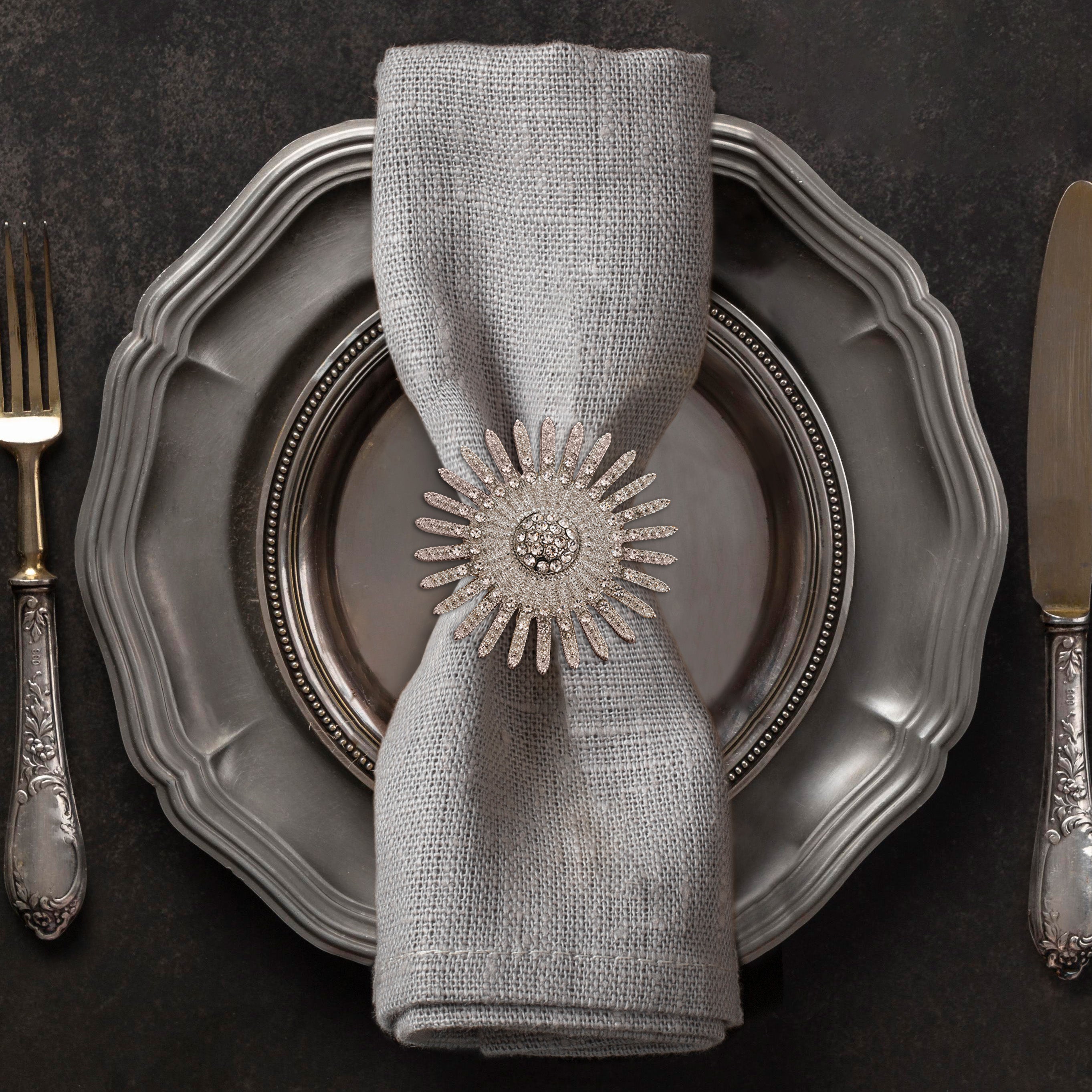 Silver Radiance – Napkin Rings in Silver Crystals Design, Elegant Decorative Dining Table Décor