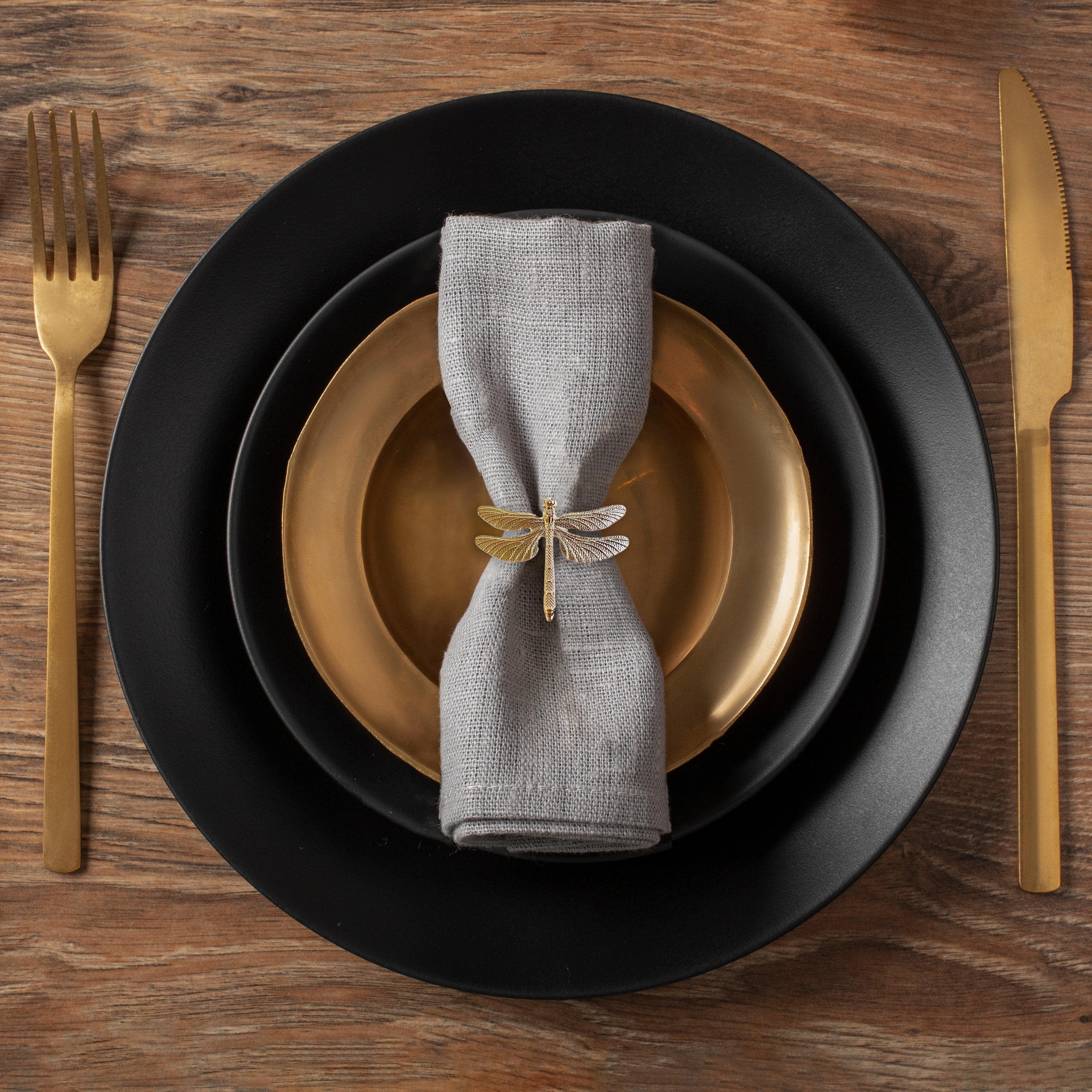 Golden Wings – Napkin Rings in Gold Dragon Fly Design, Elegant Decorative Dining Table Décor